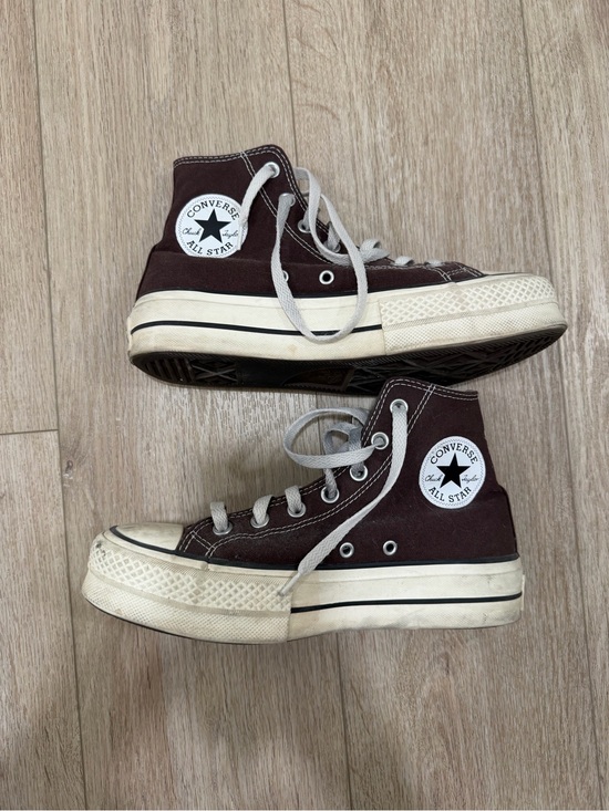 Converse Shoes - Converse Dark Brown Platform size 7.5 Women